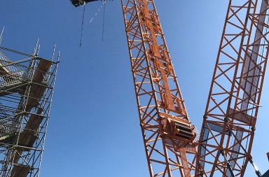 dwls-heavy-crane-lifting-drilltower-2